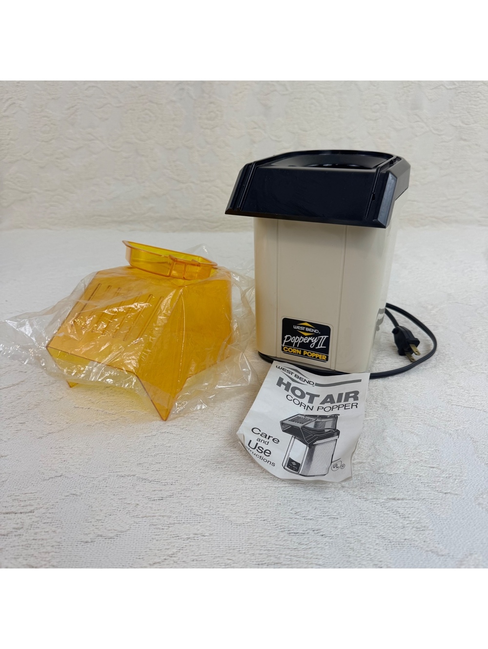 Vintage West Bend Poppery II Hot Air Popcorn Popper New Without Box